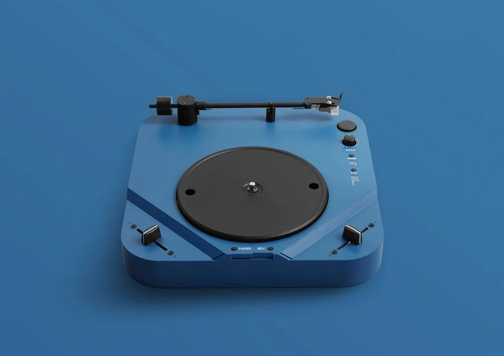 Full Metal Tonearm. Contactless Faders. 8‑Hour Battery Life.